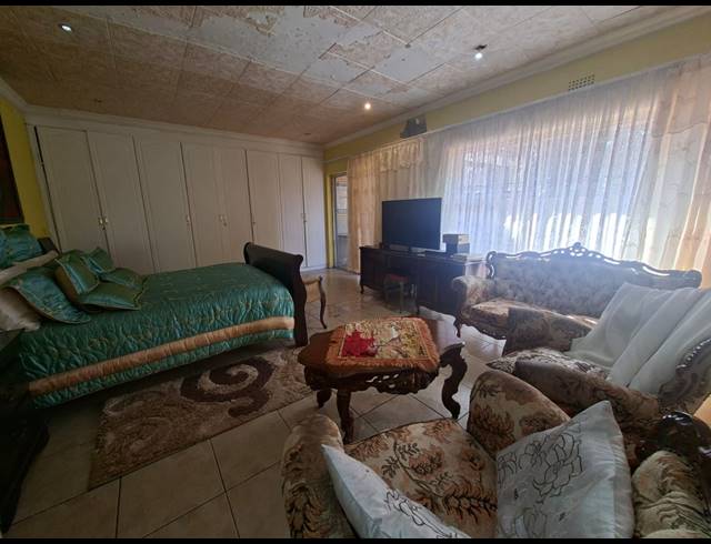 4 BEDROOM HOUSE FOR SALE IN ARCON PARK